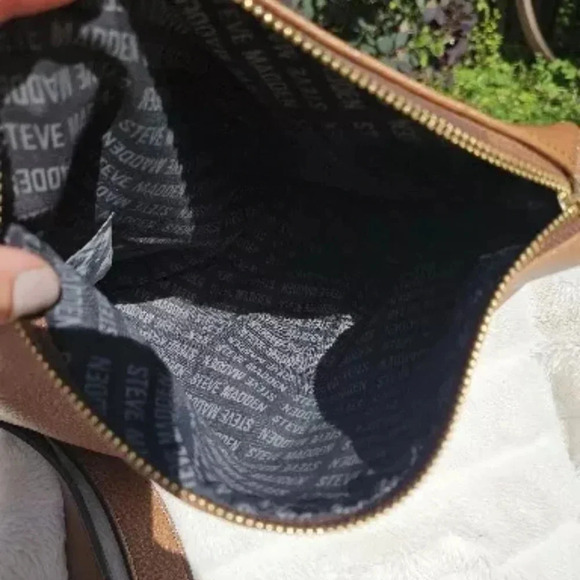 Steve Madden BNellie Vegan  Large Leather Tote Shoulder Bag w Clutch & Scarf - Picture 8 of 10